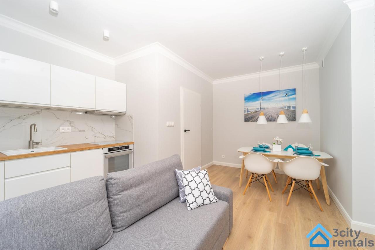 Nowoczesny Apartament 3City W Gdyni Z Parkingiem By Noclegi Renters グディニャ エクステリア 写真